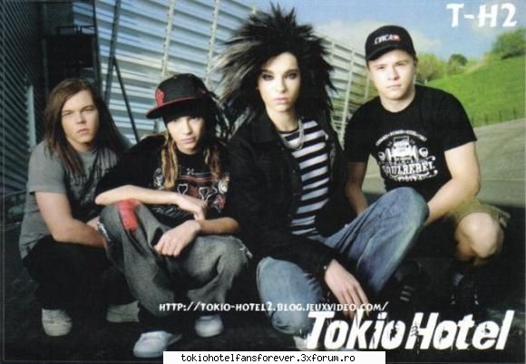 PoZe Cu ToKiO HoTeL - Punk_Princess - [*Tokio Hotel*]