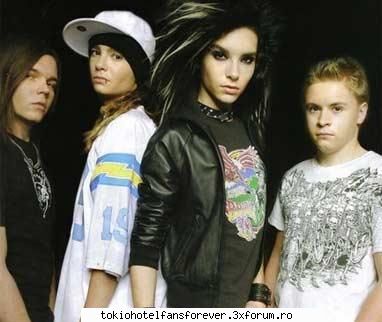PoZe Cu ToKiO HoTeL - aNNa - [*Tokio Hotel*]