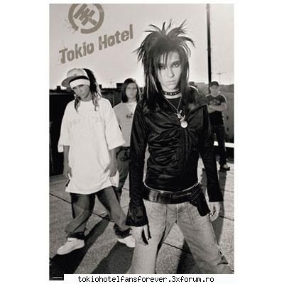 PoZe Cu ToKiO HoTeL - ce par..are bill in poza asta - [*Tokio Hotel*]