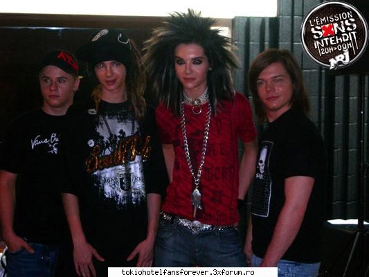 :cool: poze cu tokio hotel