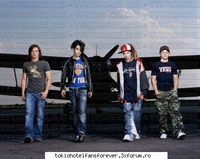 PoZe Cu ToKiO HoTeL - draguta_bianca95 - [*Tokio Hotel*]