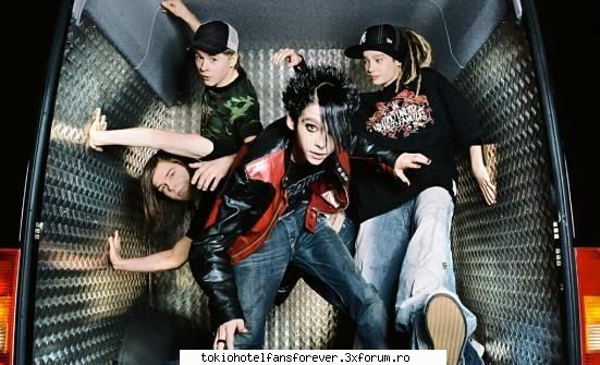 PoZe Cu ToKiO HoTeL - cemi place poza aceasta o am si postar - [*Tokio Hotel*]