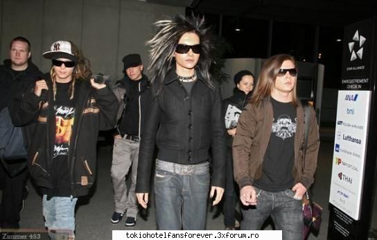 PoZe Cu ToKiO HoTeL - Punk_Princess - [*Tokio Hotel*]