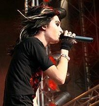 Poze amuzante cu TH! - ce-i flutura parul ma rog..nu e prea amuzanta dar - [*Tokio Hotel*]