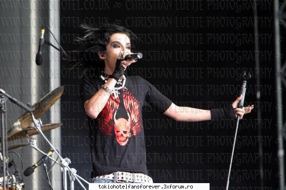 Poze amuzante cu TH! - LiveYourCrazyLife - [*Tokio Hotel*]