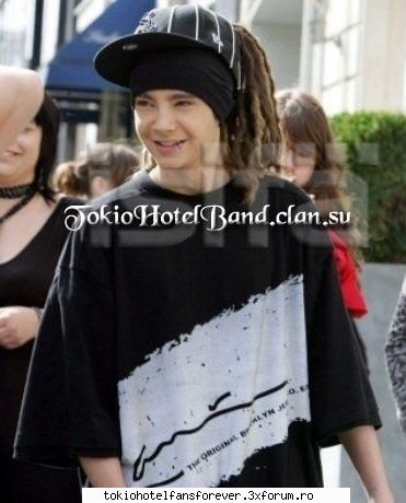 Poze qu Tom - moama...dupa asta mor...asa misto a iesit in poza - [*Tom Kaulitz*]