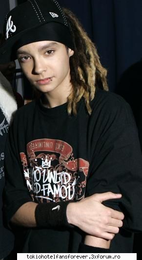 Poze qu Tom - mai poon poze cu Tom k sa va incurajez sa veniti - [*Tom Kaulitz*]