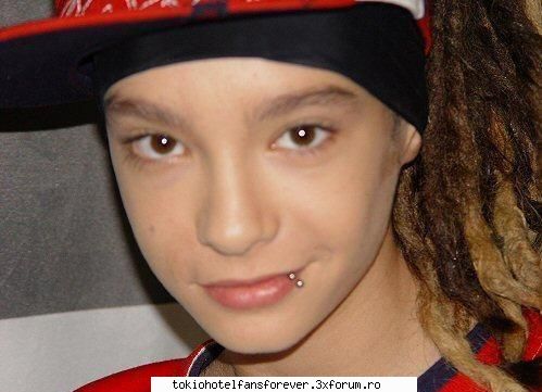 Poze qu Tom - Sa mai pun niste poze - [*Tom Kaulitz*]