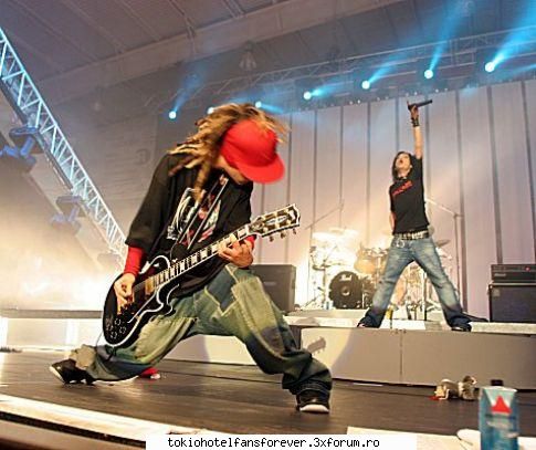 [Tom&Bill] - *Rozii* - [*Tom Kaulitz*]